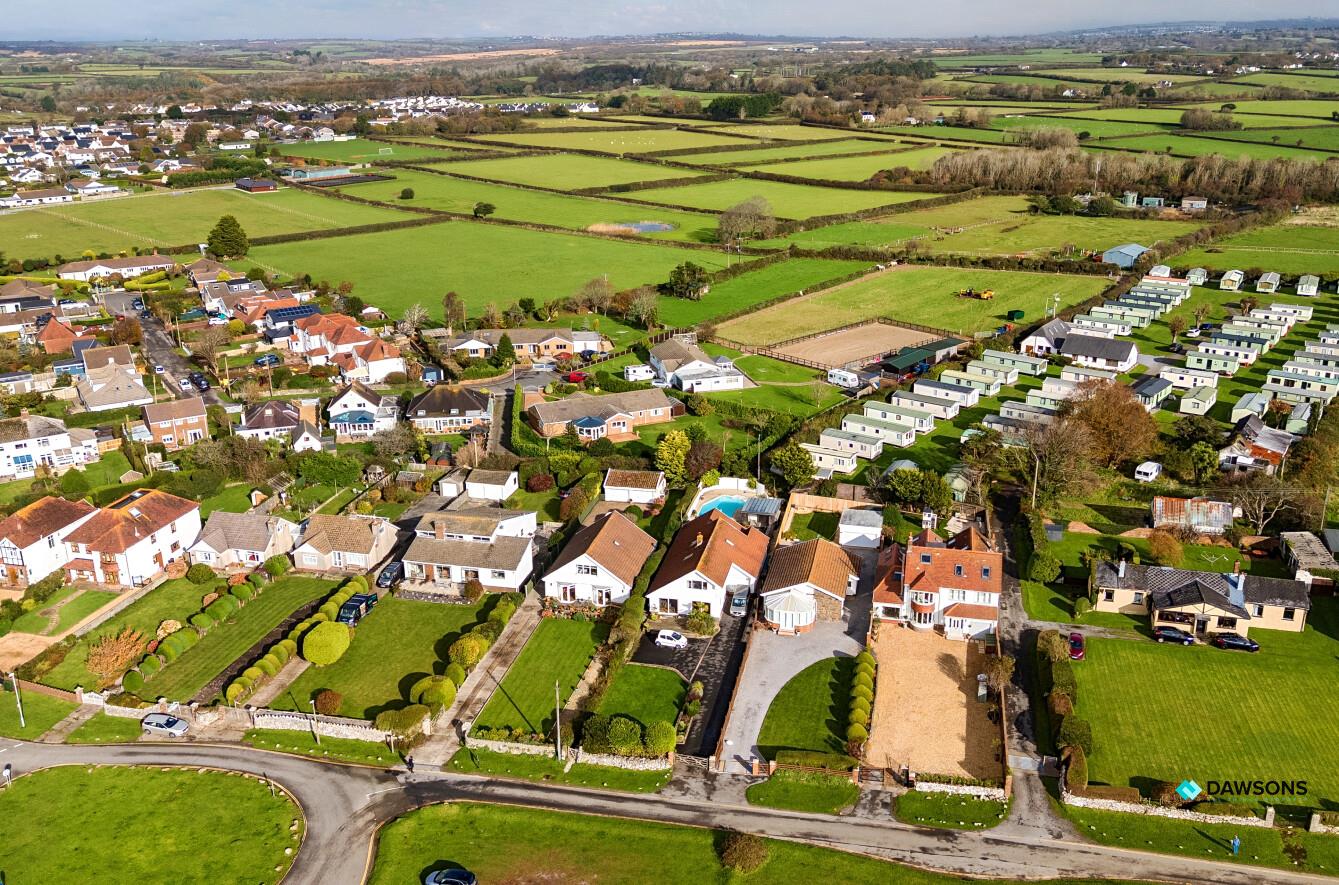 Southgate Road, Southgate, Swansea, SA3 2DH